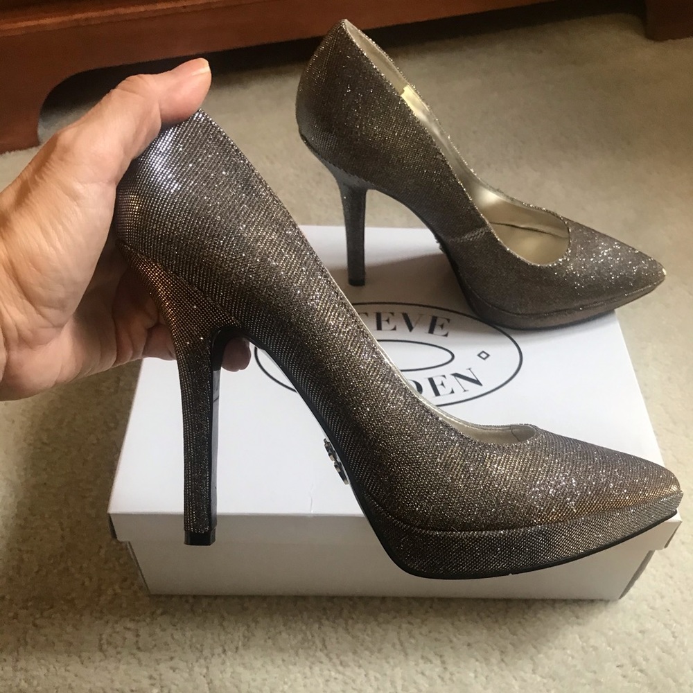 Nine West Sparkly Pumps